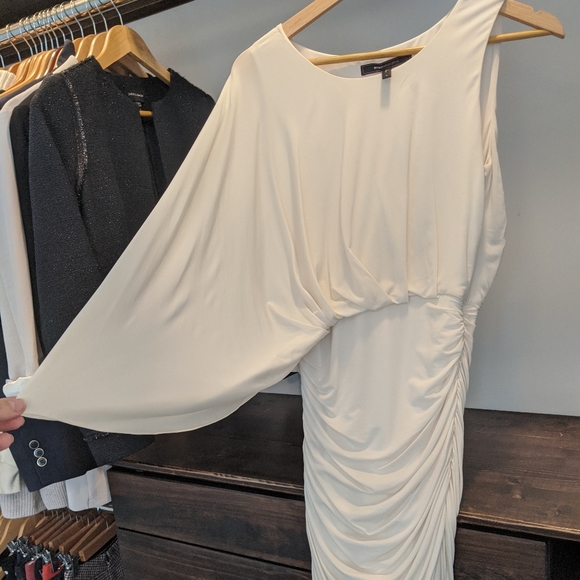 BCBG Venus Coctail Dress. Off white. - Picture 2 of 6